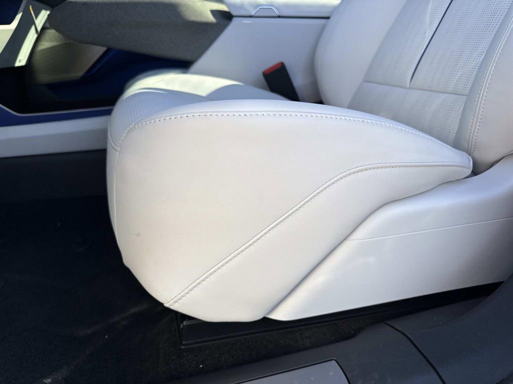 New 2026 Cadillac Optiq Luxury 2 image 20