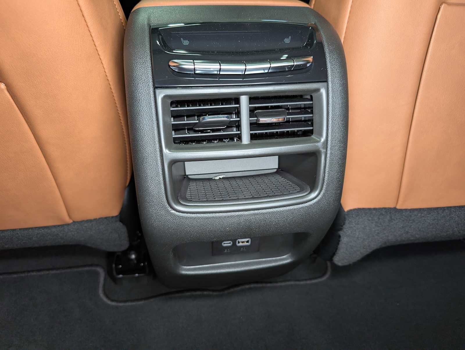 New 2026 Cadillac XT5 Premium Luxury w/ Driver Assist Package AWD/4WD image 18