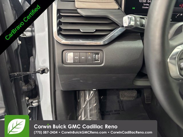 Certified 2026 GMC Acadia Elevation w/ Elevation Premium Package AWD/4WD image 12