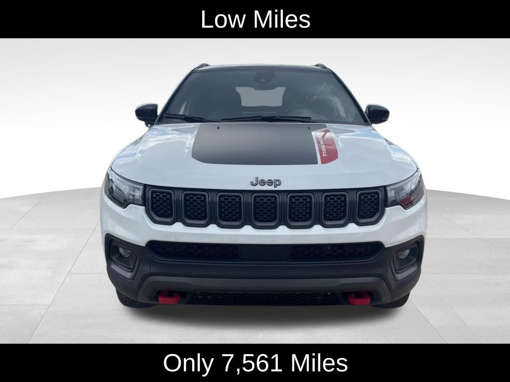 Used 2023 Jeep Compass Trailhawk w/ Trailhawk Convenience Group image 2