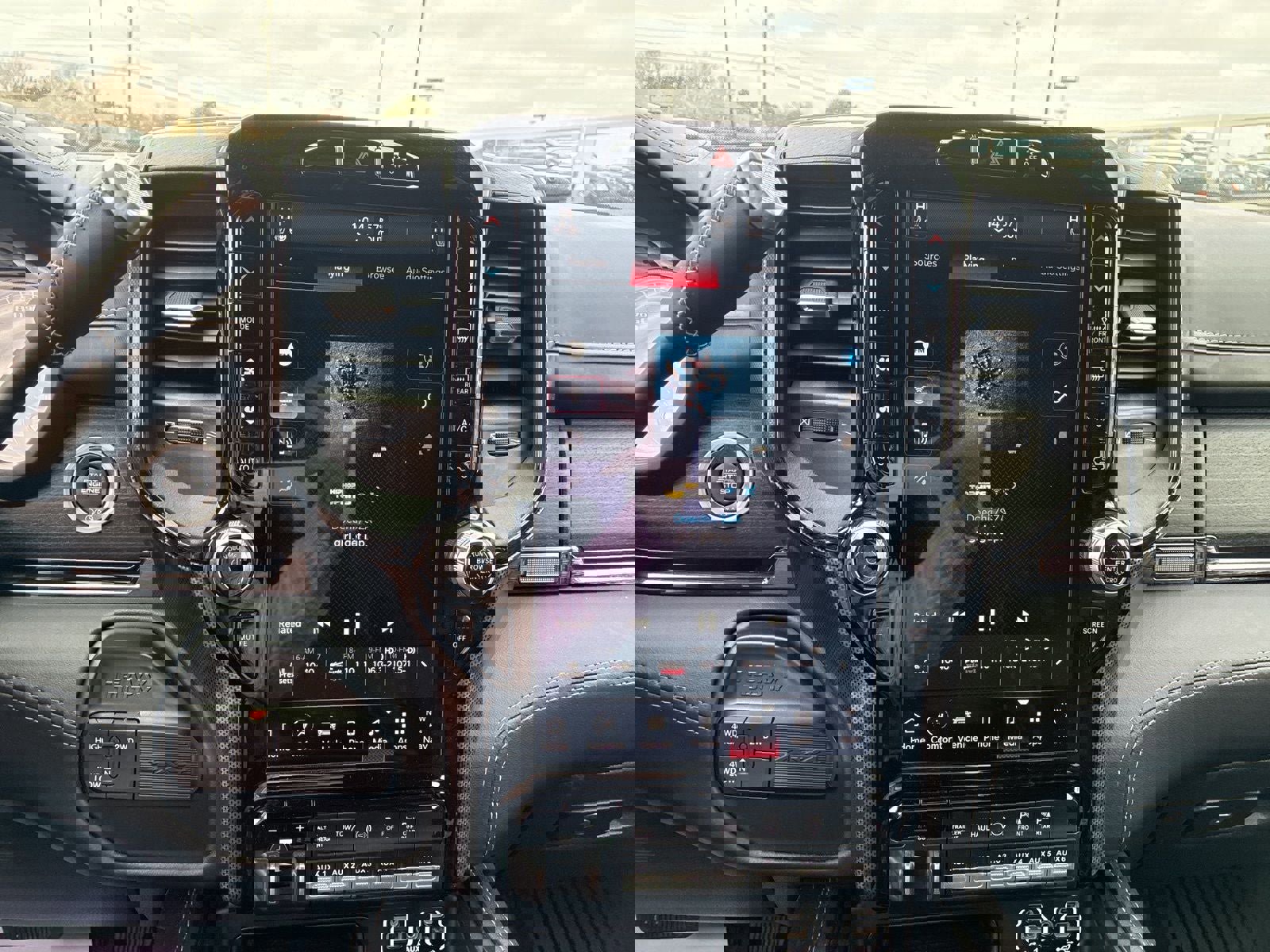 Used 2022 RAM 2500 Limited image 25