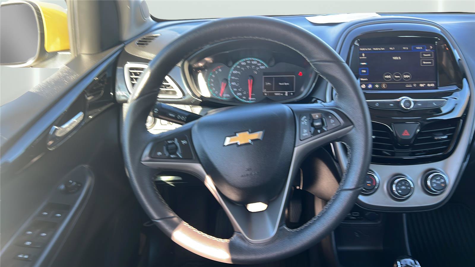 Used 2022 Chevrolet Spark LT FWD image 11