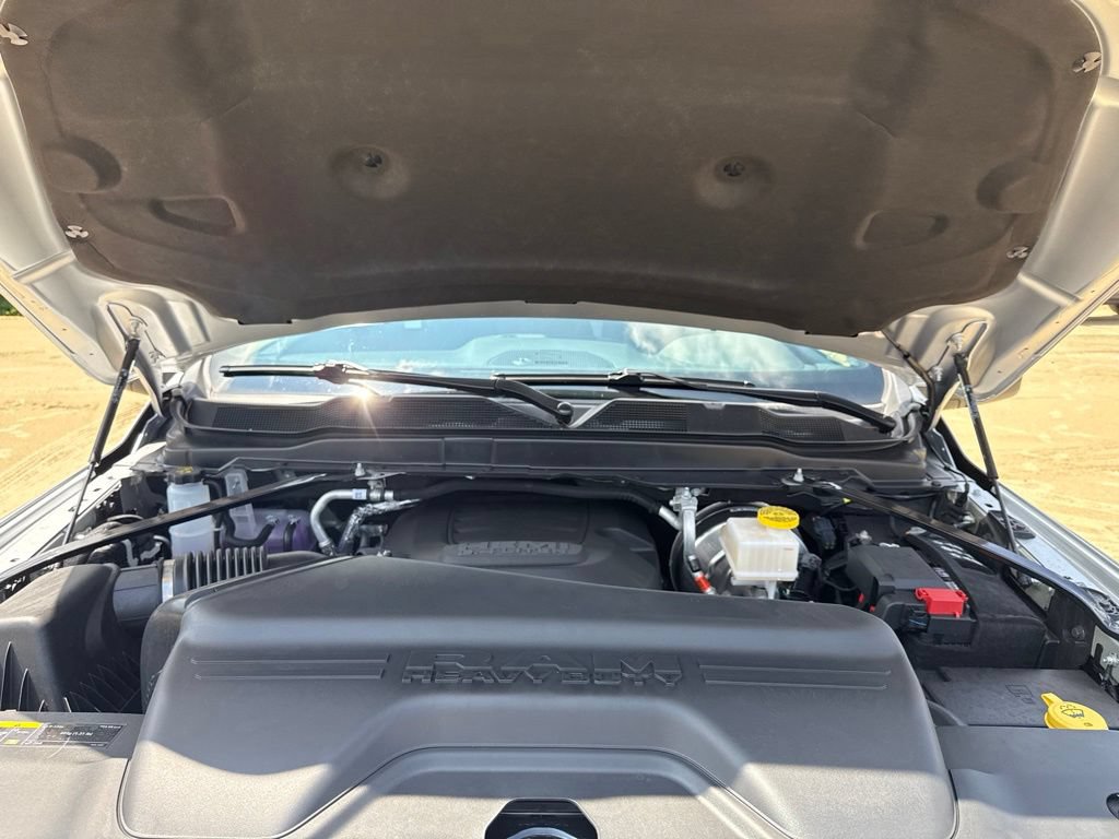 New 2026 RAM 2500 Big Horn AWD/4WD image 28