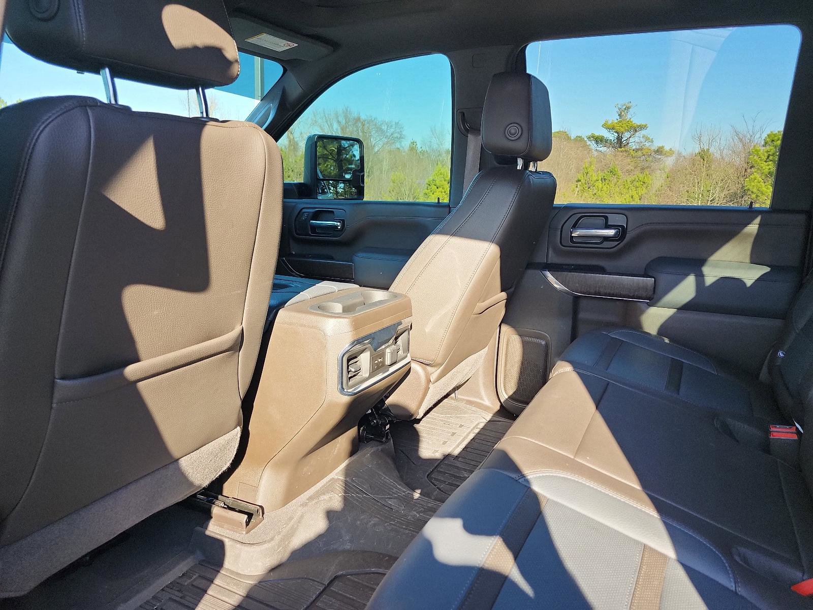 Certified 2022 GMC Sierra 2500 Denali w/ Denali Ultimate Package image 15