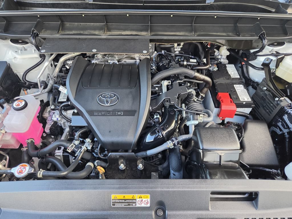 Used 2026 Toyota Highlander XLE AWD/4WD image 32