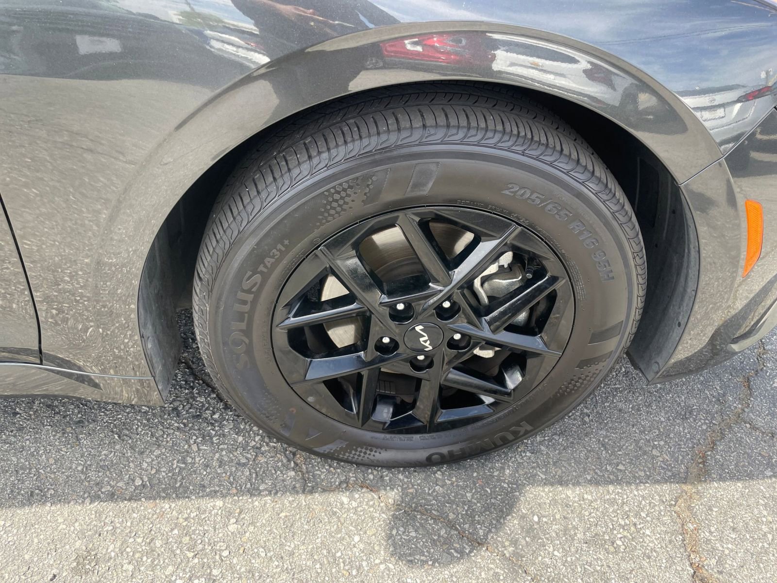 Used 2025 Kia K5 LXS FWD image 32