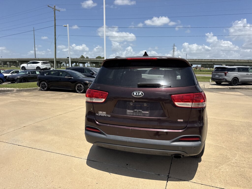 Used 2016 Kia Sorento FWD w/ LX Convenience Package image 20