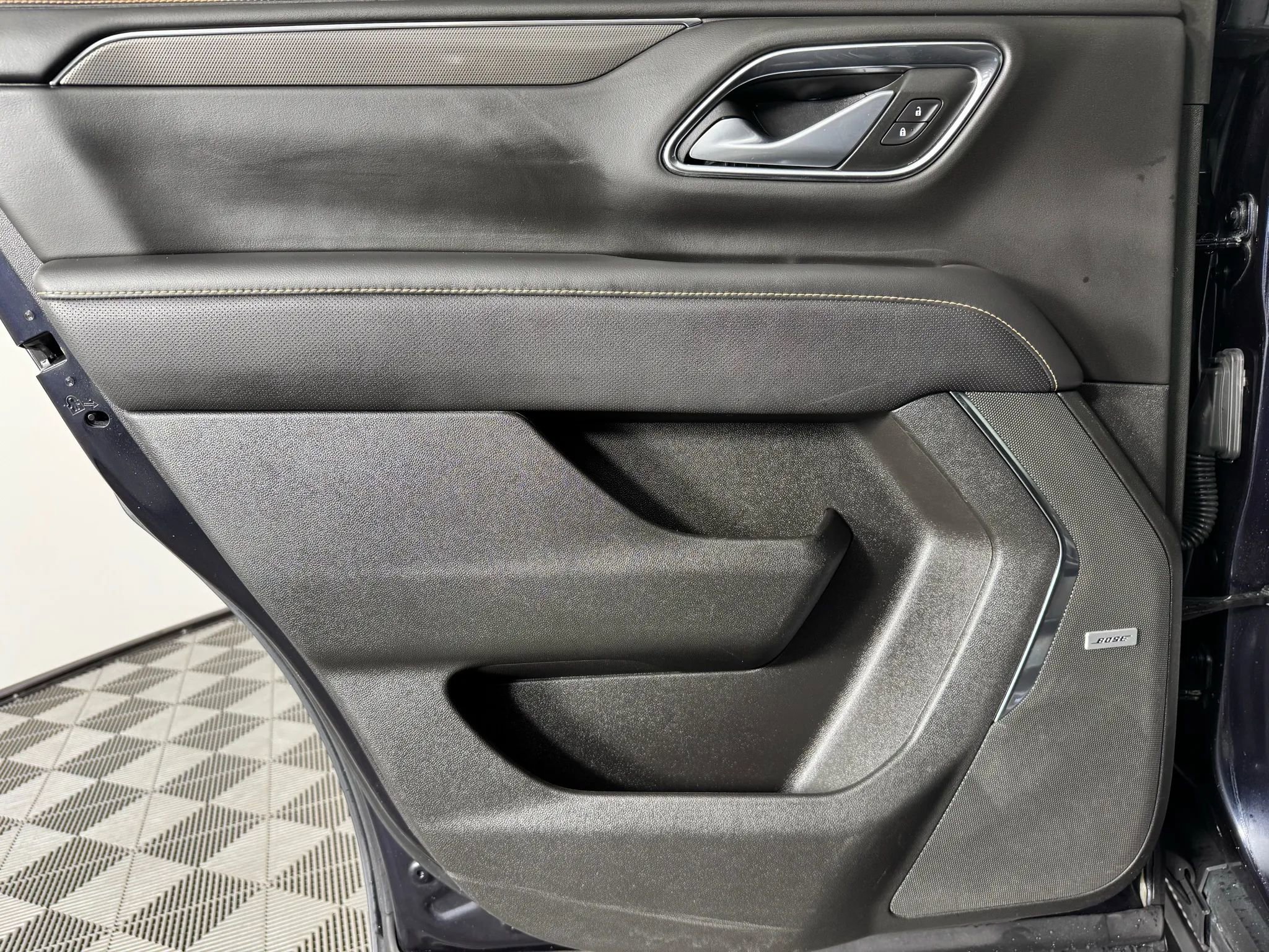 Used 2022 GMC Yukon AT4 image 48