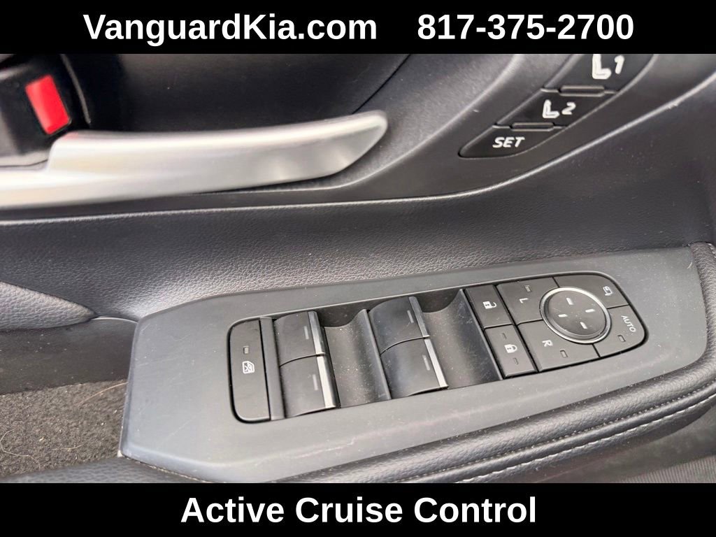 Used 2025 Toyota Grand Highlander FWD image 19