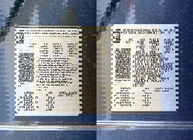 Certified 2025 Chevrolet Equinox RS w/ Convenience Package III image 14