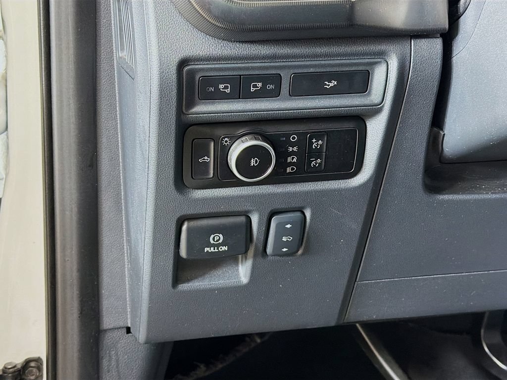 Used 2024 Ford F150 Lariat AWD/4WD image 36