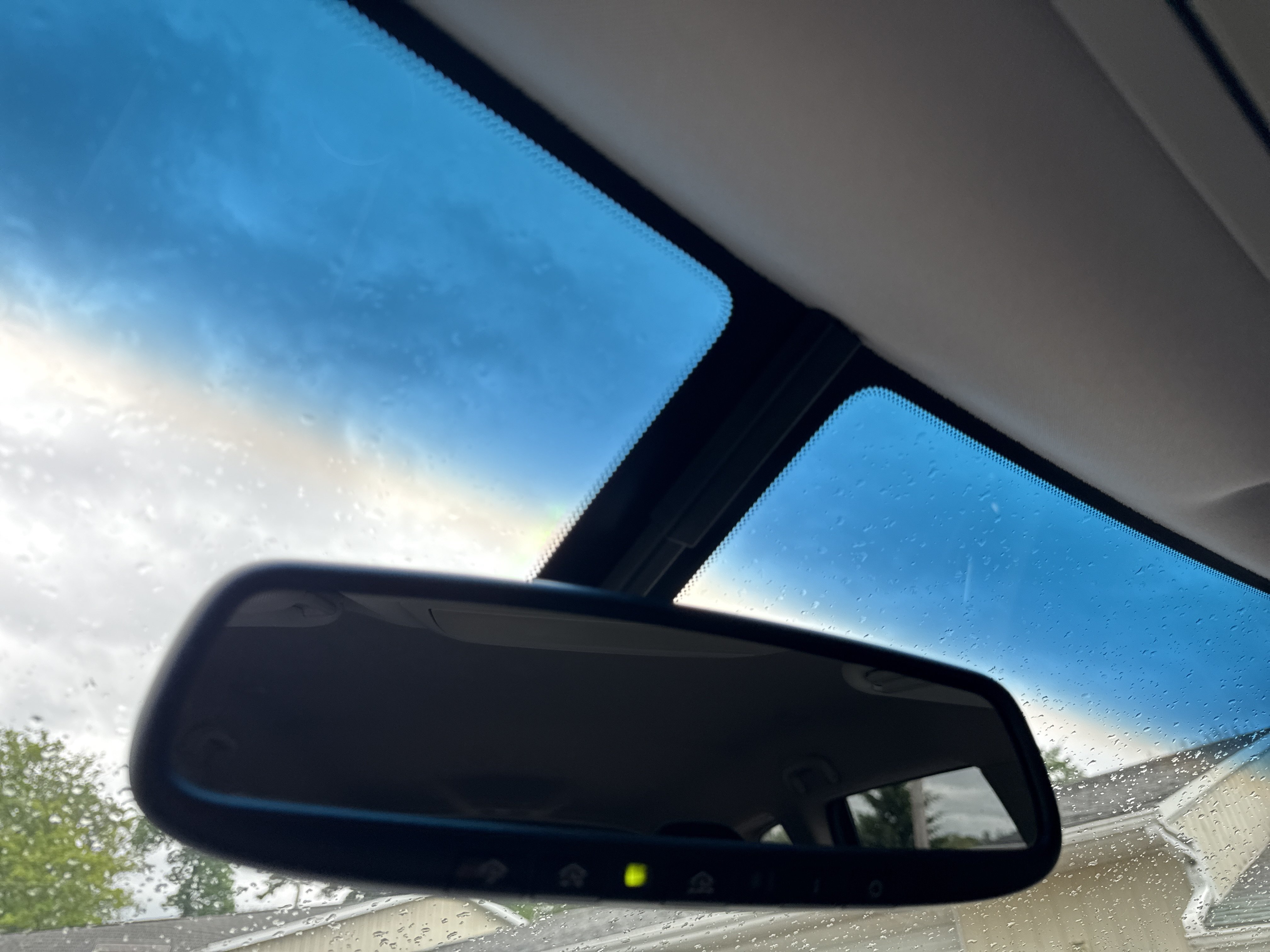 Used 2014 Nissan Pathfinder Platinum FWD image 21