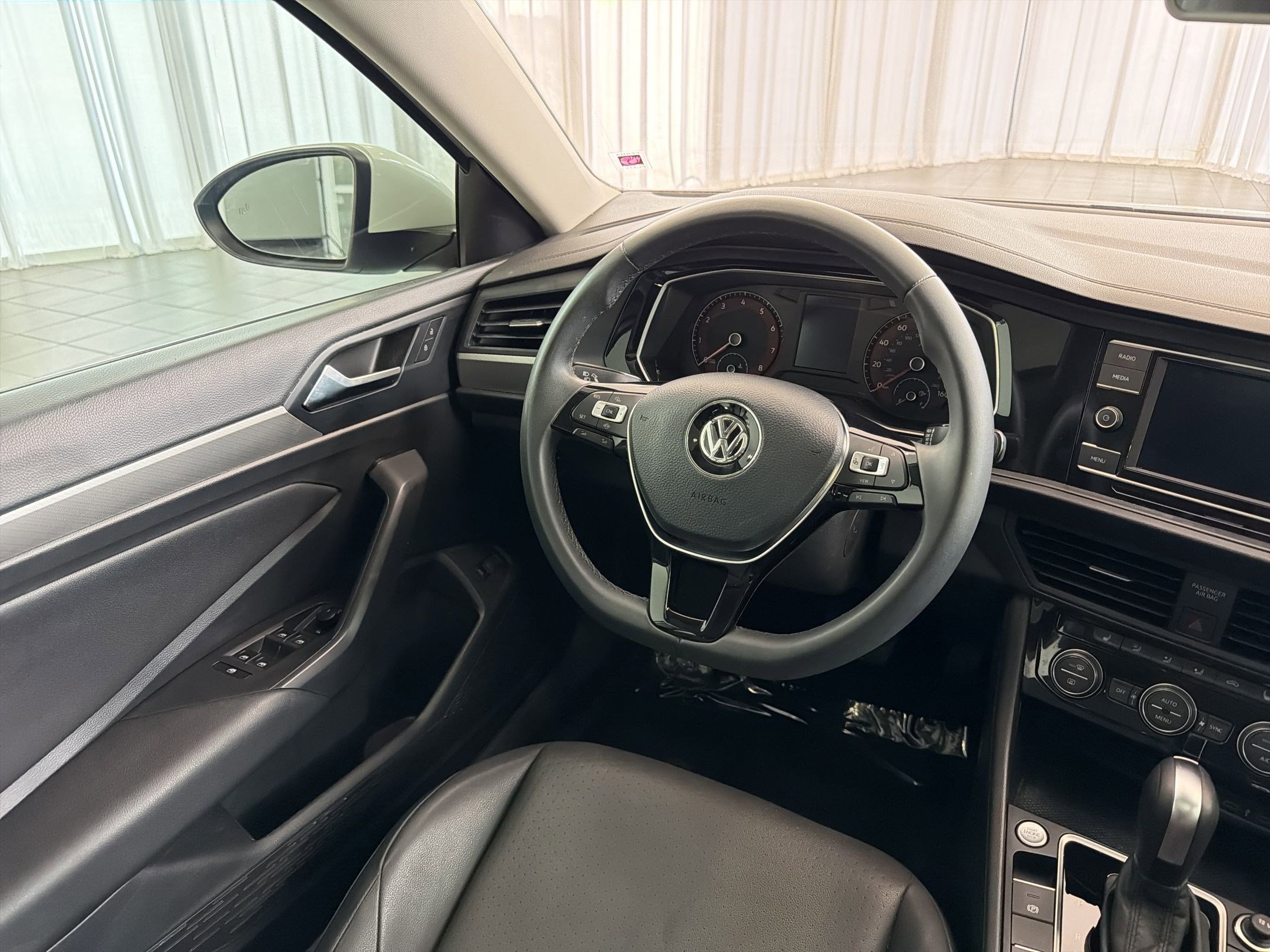 Used 2020 Volkswagen Jetta SE FWD image 27