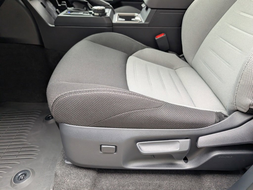 Used 2025 Toyota 4Runner TRD Off-Road image 26