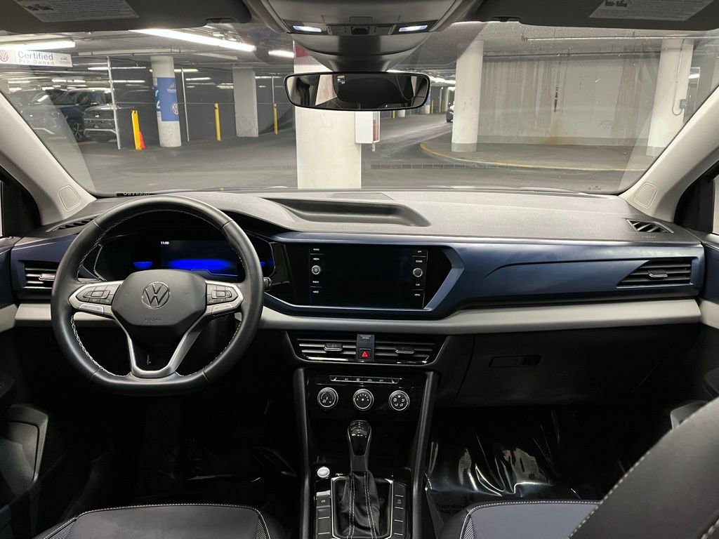 Used 2023 Volkswagen Taos SE w/ Panoramic Sunroof Package image 7