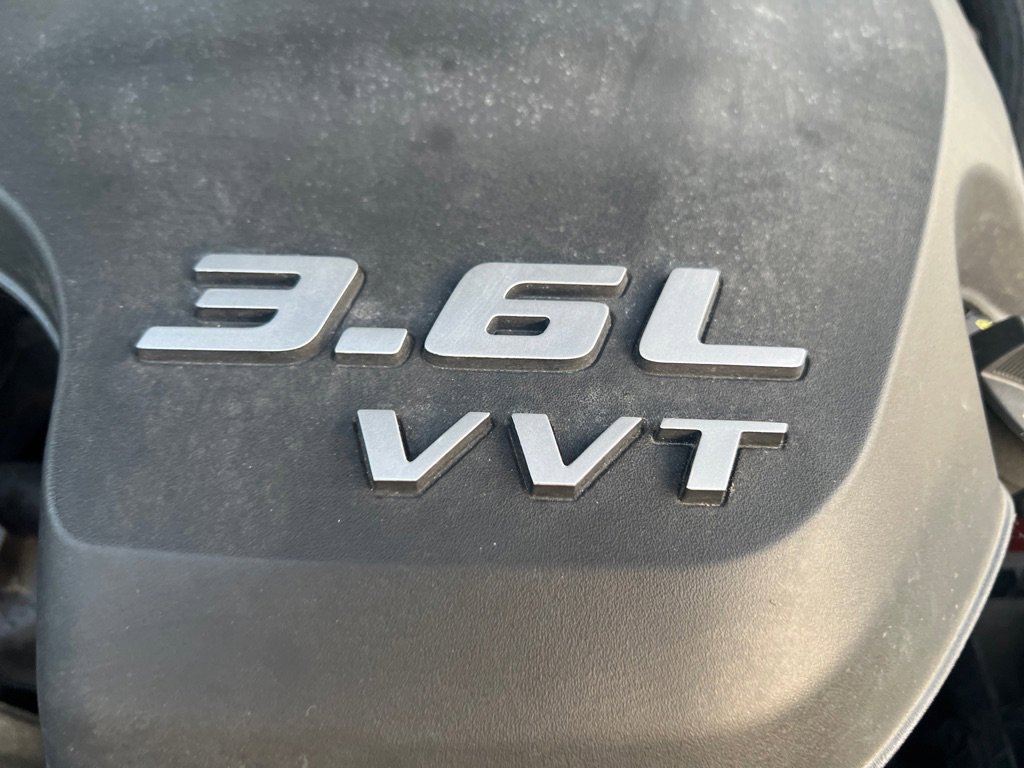 Used 2015 Chrysler 300 Limited w/ 300 Premium Group image 36