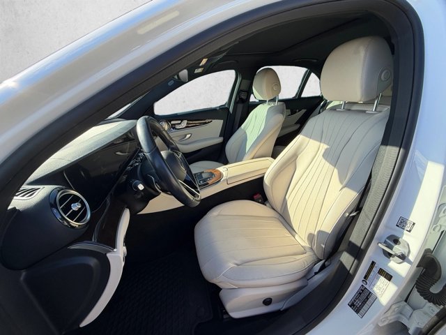 Used 2023 Mercedes-Benz E 350 Sedan image 17