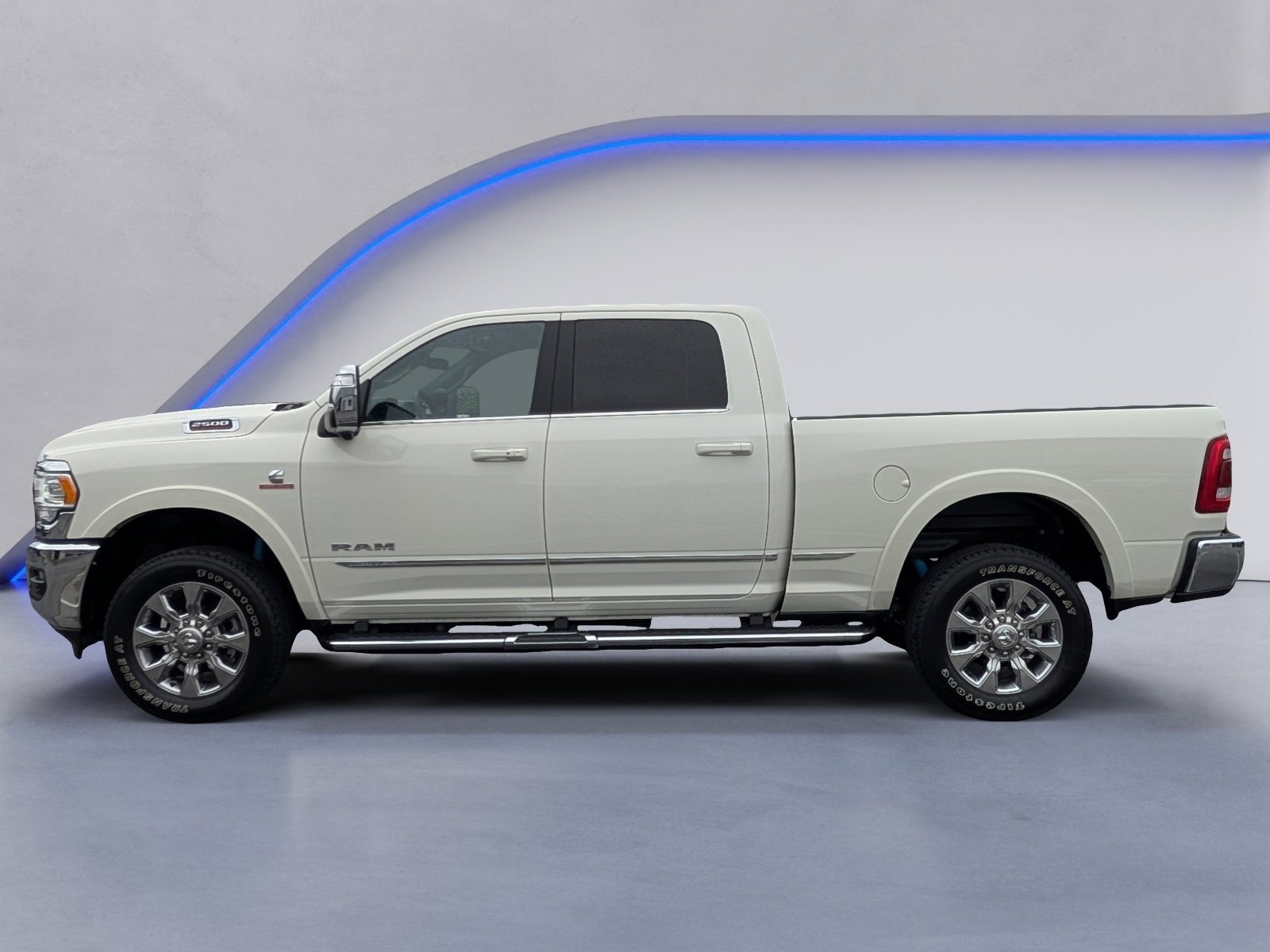 Used 2024 RAM 2500 Limited image 6
