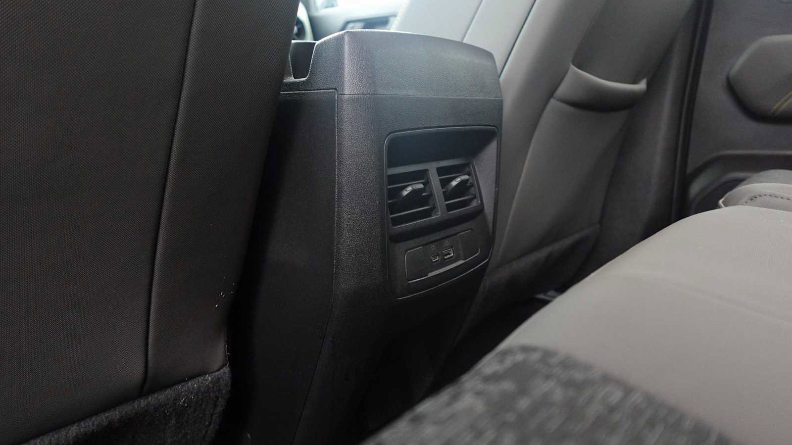 Used 2024 Chevrolet Colorado ZR2 w/ Technology Package AWD/4WD image 34