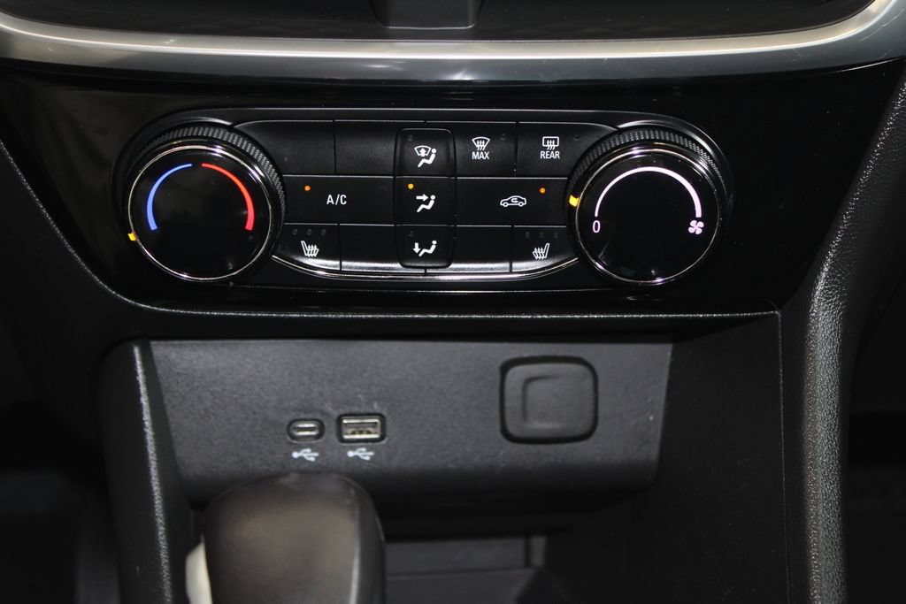Used 2024 Buick Encore GX Sport Touring w/ Comfort Package FWD image 31