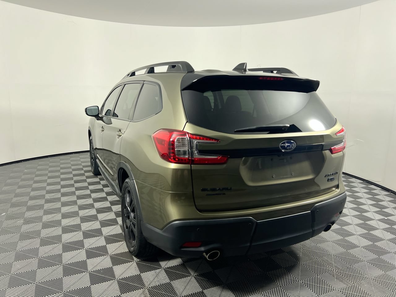 Used 2024 Subaru Ascent Onyx Edition AWD/4WD image 5