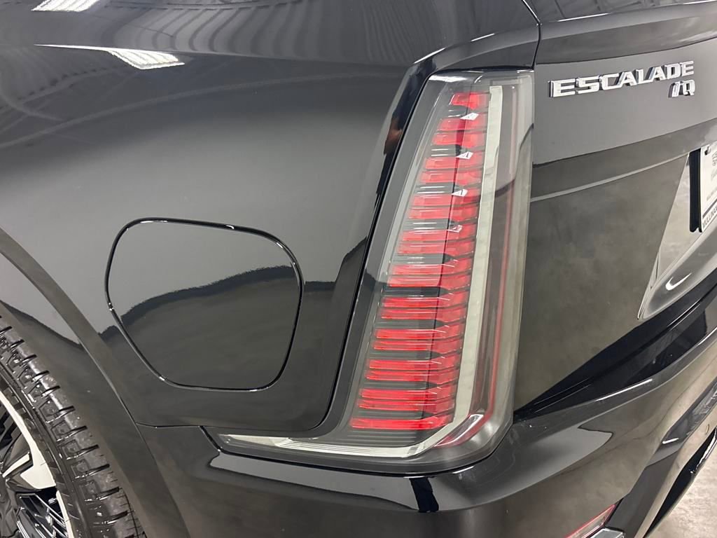 New 2025 Cadillac Escalade IQ Sport 2 image 14