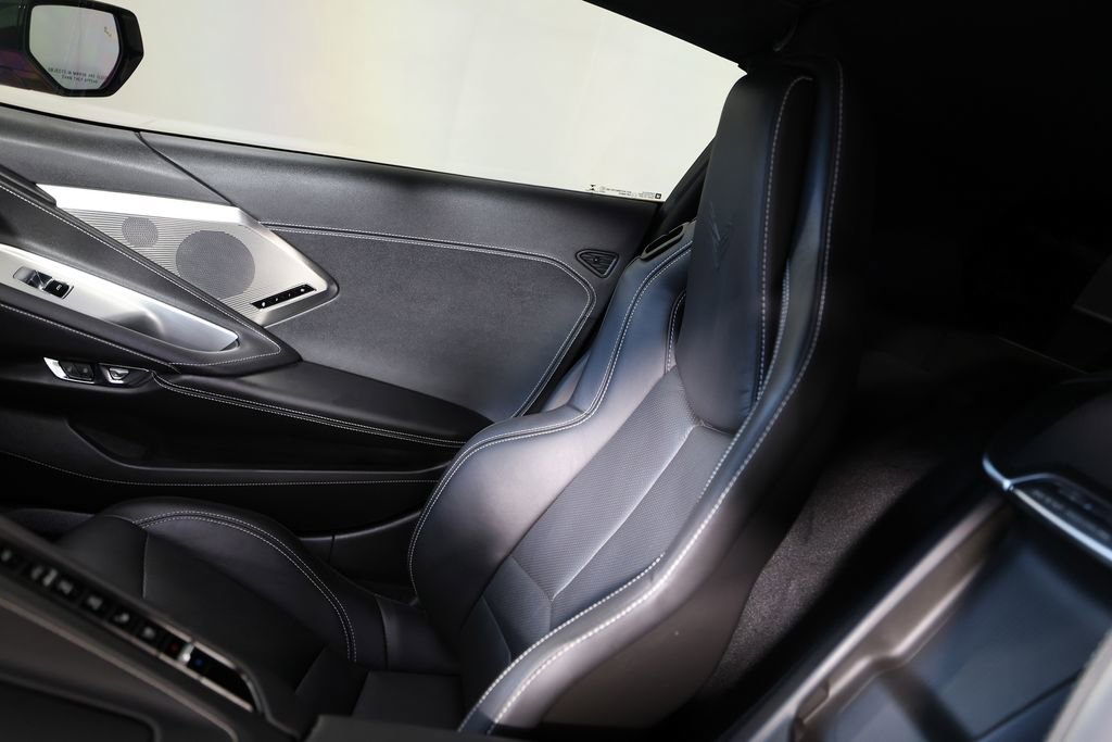 Used 2020 Chevrolet Corvette Stingray Preferred Cpe w/ 2LT Preferred Equipment Group image 33