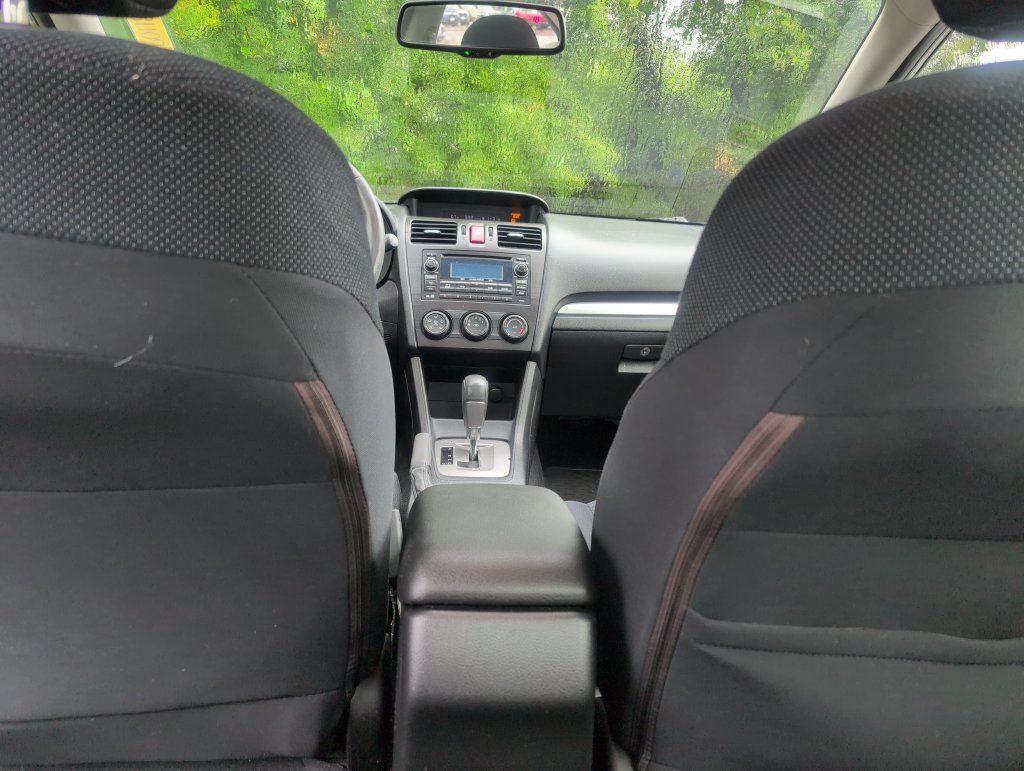 Used 2013 Subaru Impreza 2.0i Premium AWD/4WD image 30