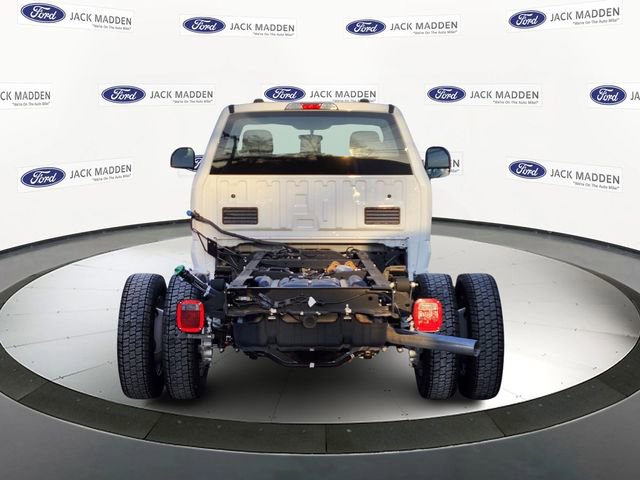 New 2024 Ford F550 4x4 Regular Cab Super Duty image 4