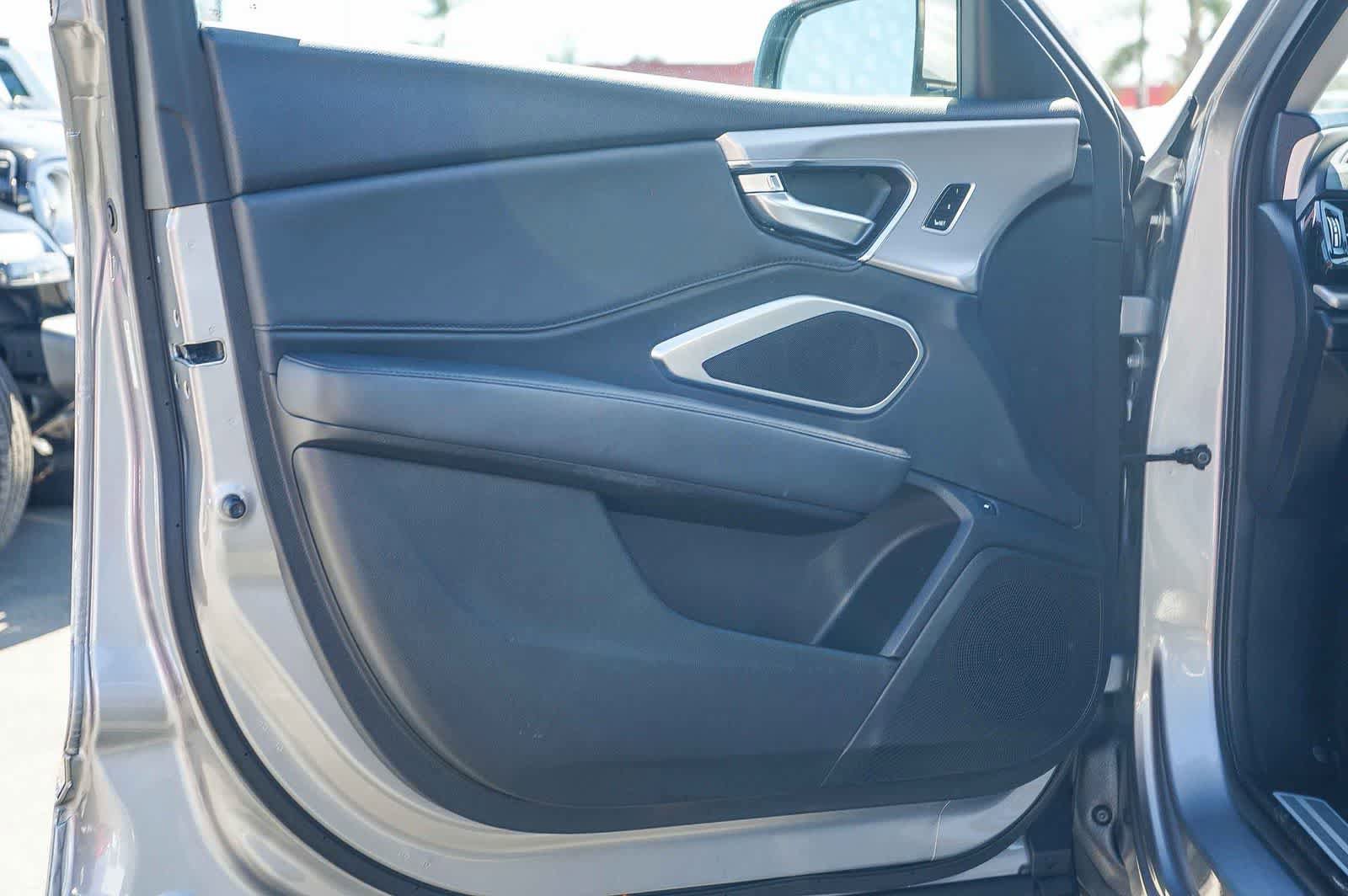 Used 2020 Acura RDX FWD image 18