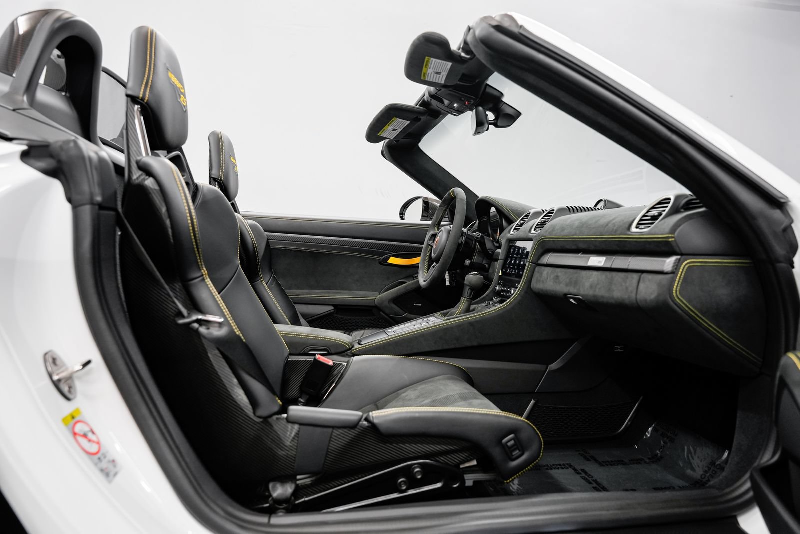Used 2024 Porsche 718 Boxster Spyder RS RWD image 27