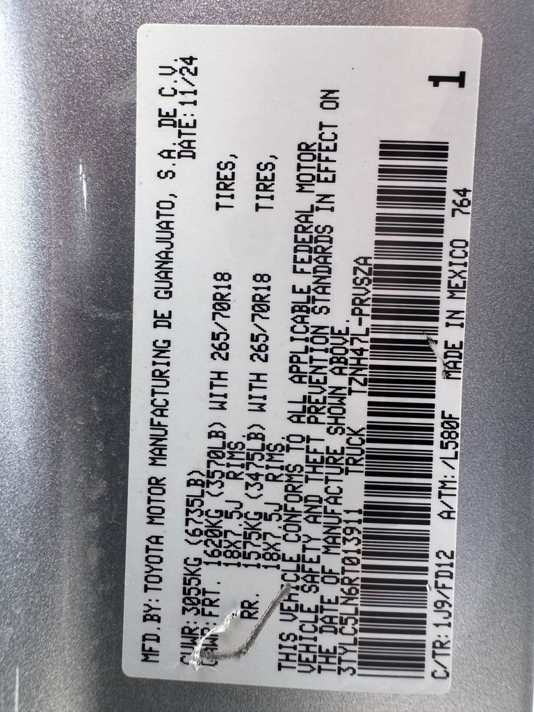 Used 2024 Toyota Tacoma TRD Off-Road image 32