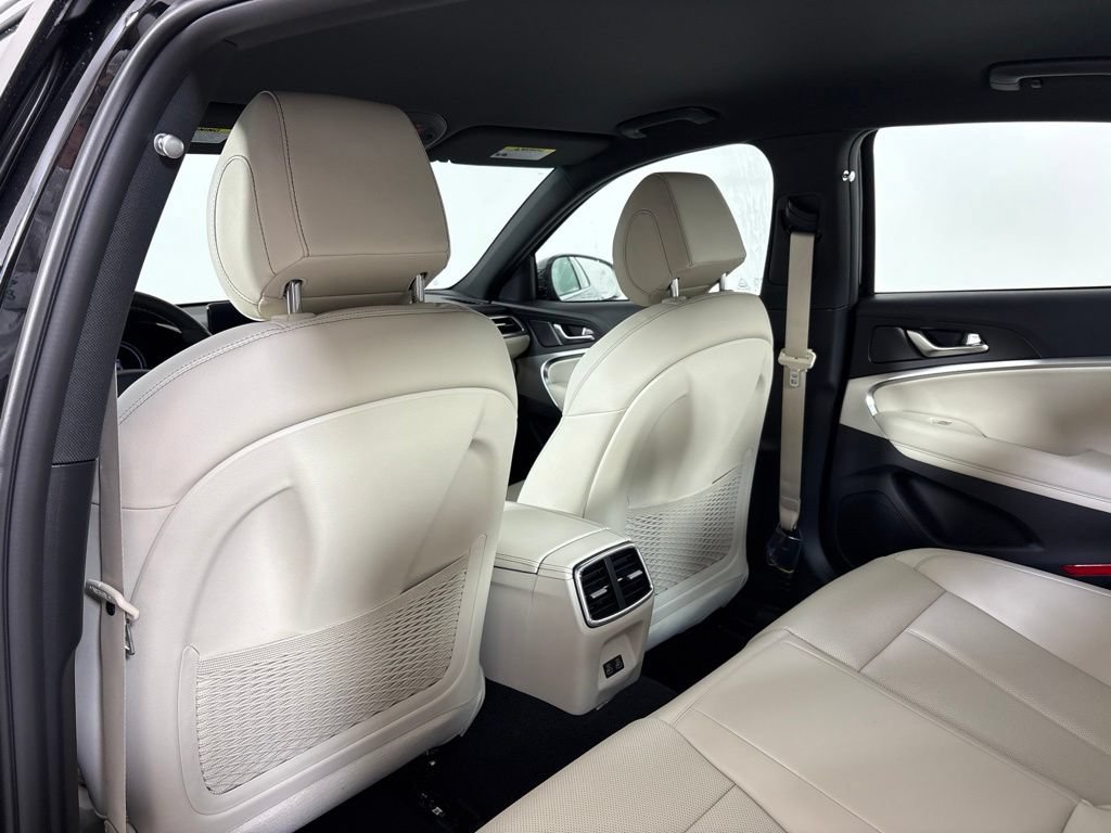 New 2026 Genesis G70 2.5T RWD image 19