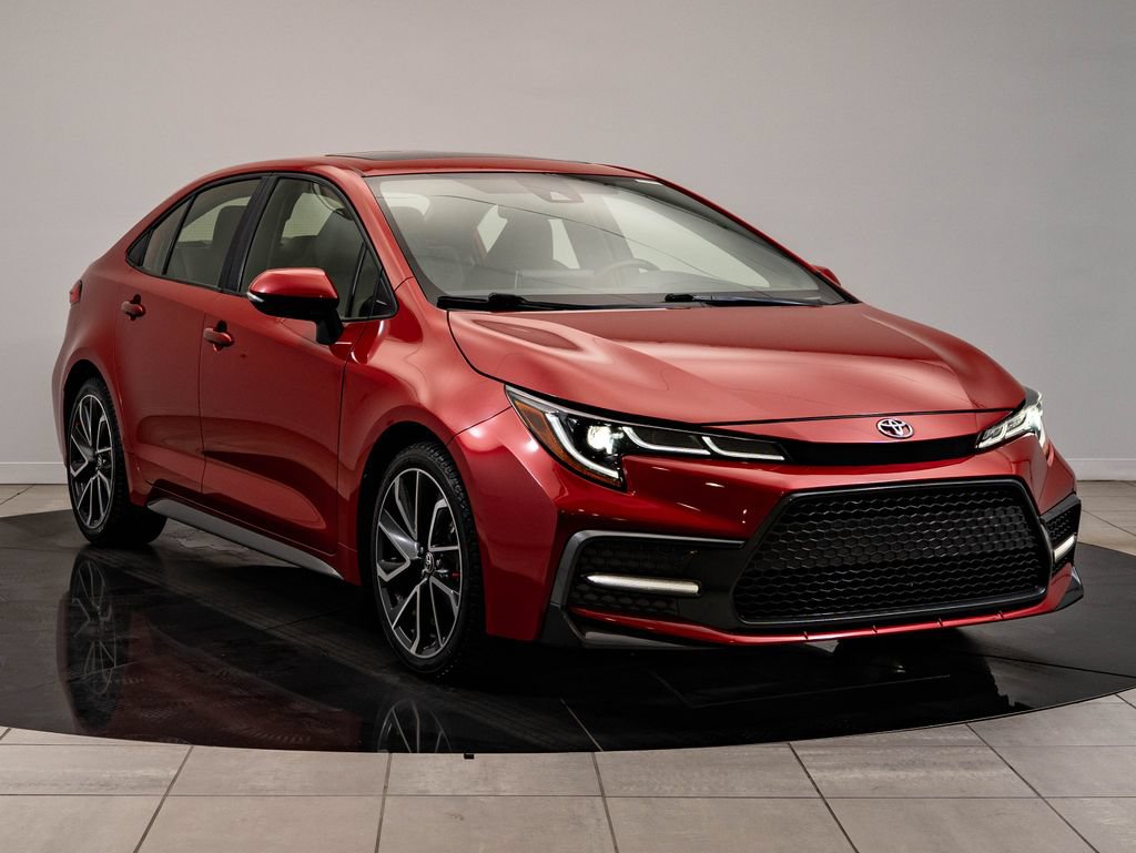 Used 2020 Toyota Corolla SE w/ SE Premium Package FWD image 12
