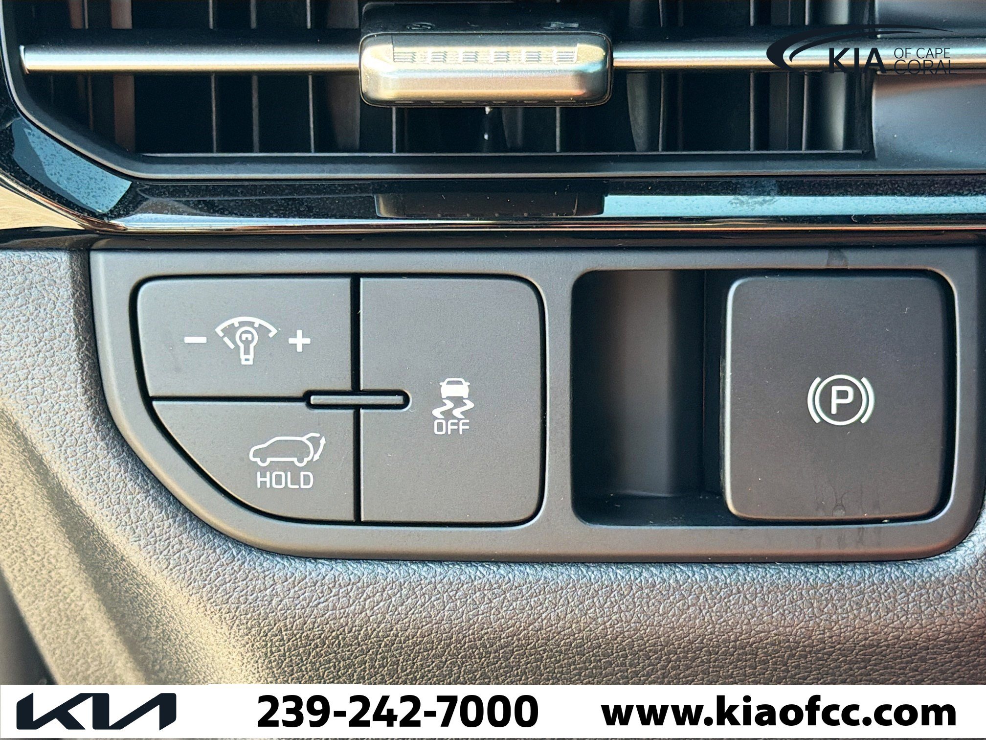 New 2026 Kia Sportage SX image 34