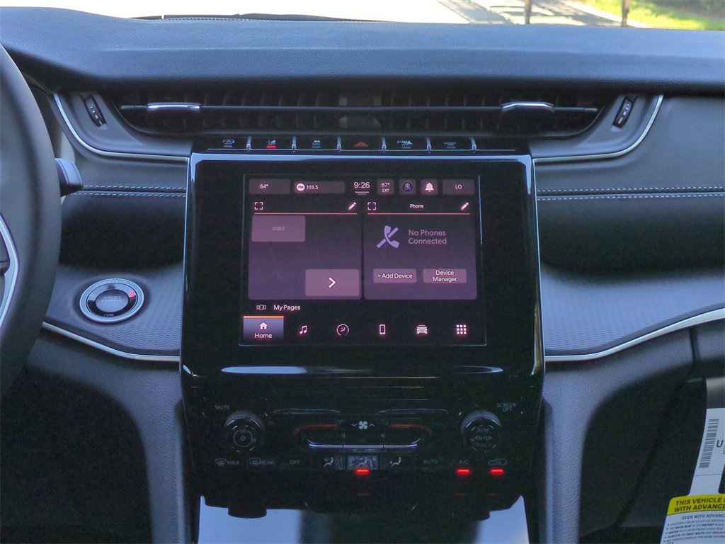 New 2025 Jeep Grand Cherokee Laredo image 18