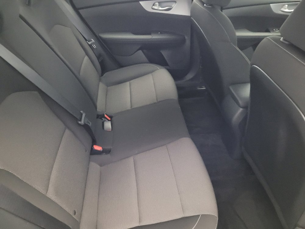 Used 2023 Kia Forte LXS image 19