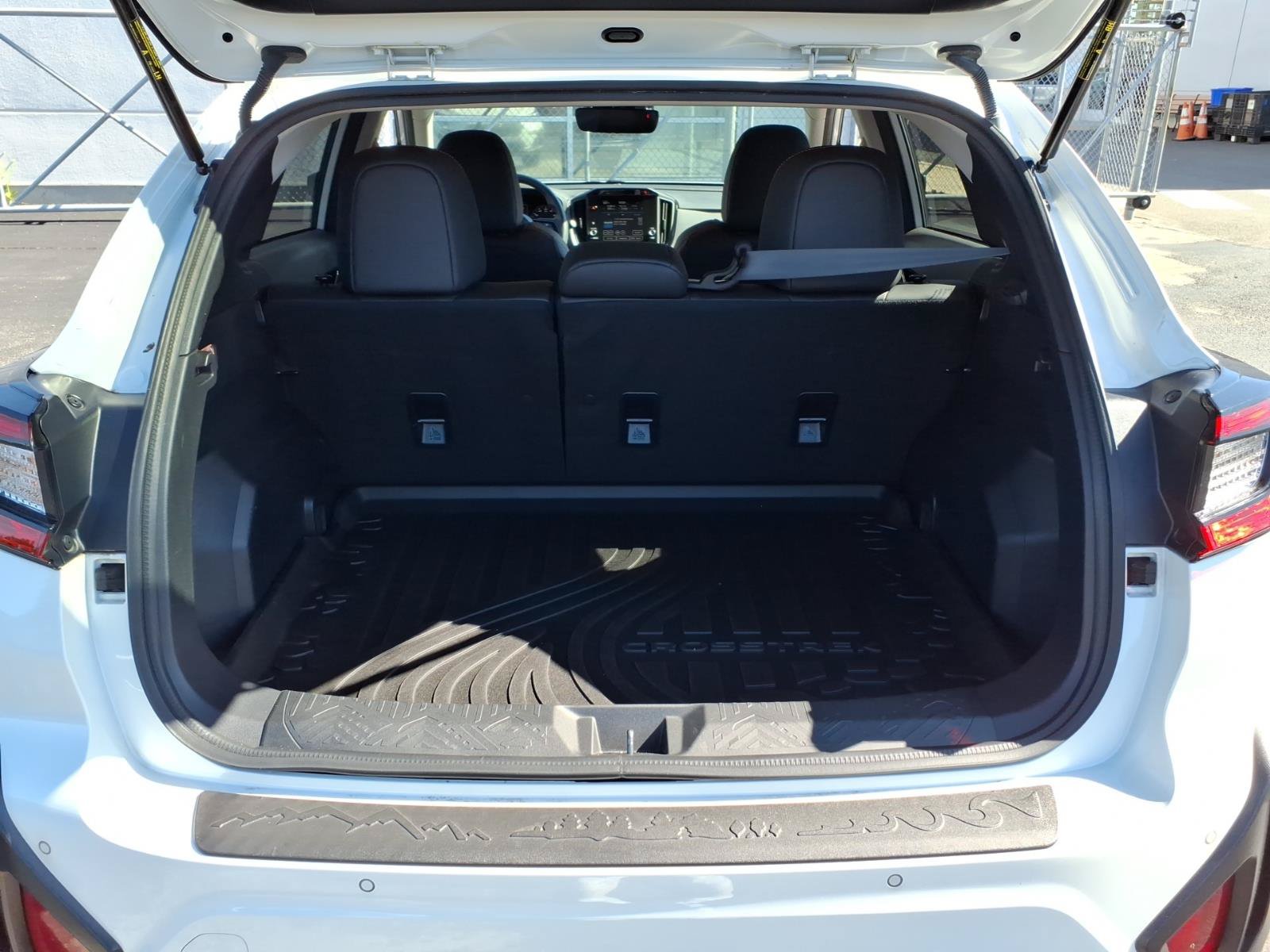Certified 2024 Subaru Crosstrek 2.5i Limited w/ Crosstrek Mirror Package AWD/4WD image 11