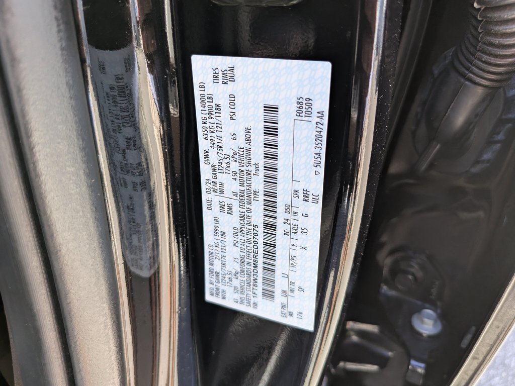 Certified 2024 Ford F350 King Ranch AWD/4WD image 42