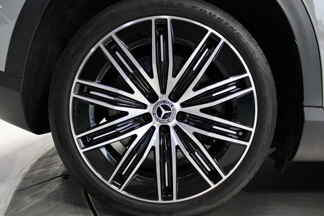 Used 2023 Mercedes-Benz EQE 350+ SUV w/ AMG Line Exterior Package image 34