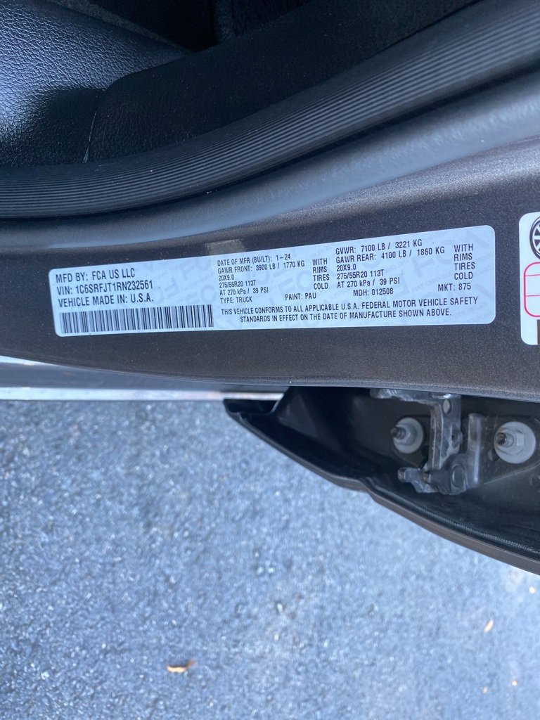 Used 2024 RAM 1500 Laramie image 32