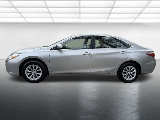 Used 2017 Toyota Camry LE image 8