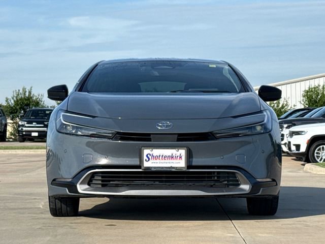 Used 2024 Toyota Prius XLE FWD video 2