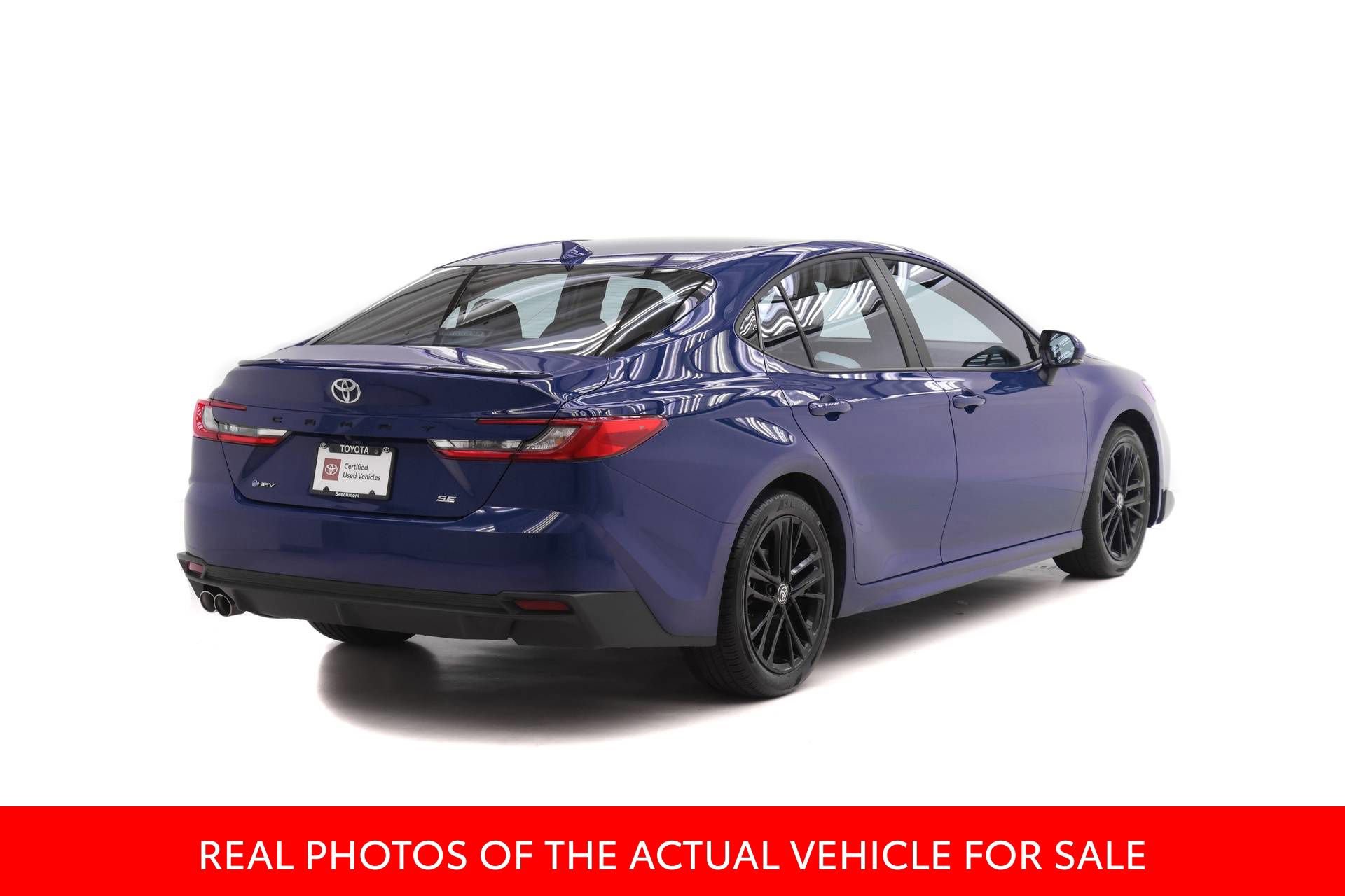 Certified 2025 Toyota Camry SE FWD image 2