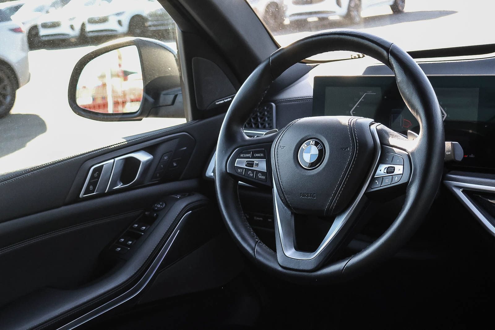 Used 2024 BMW X5 xDrive40i w/ Premium Package AWD/4WD image 25