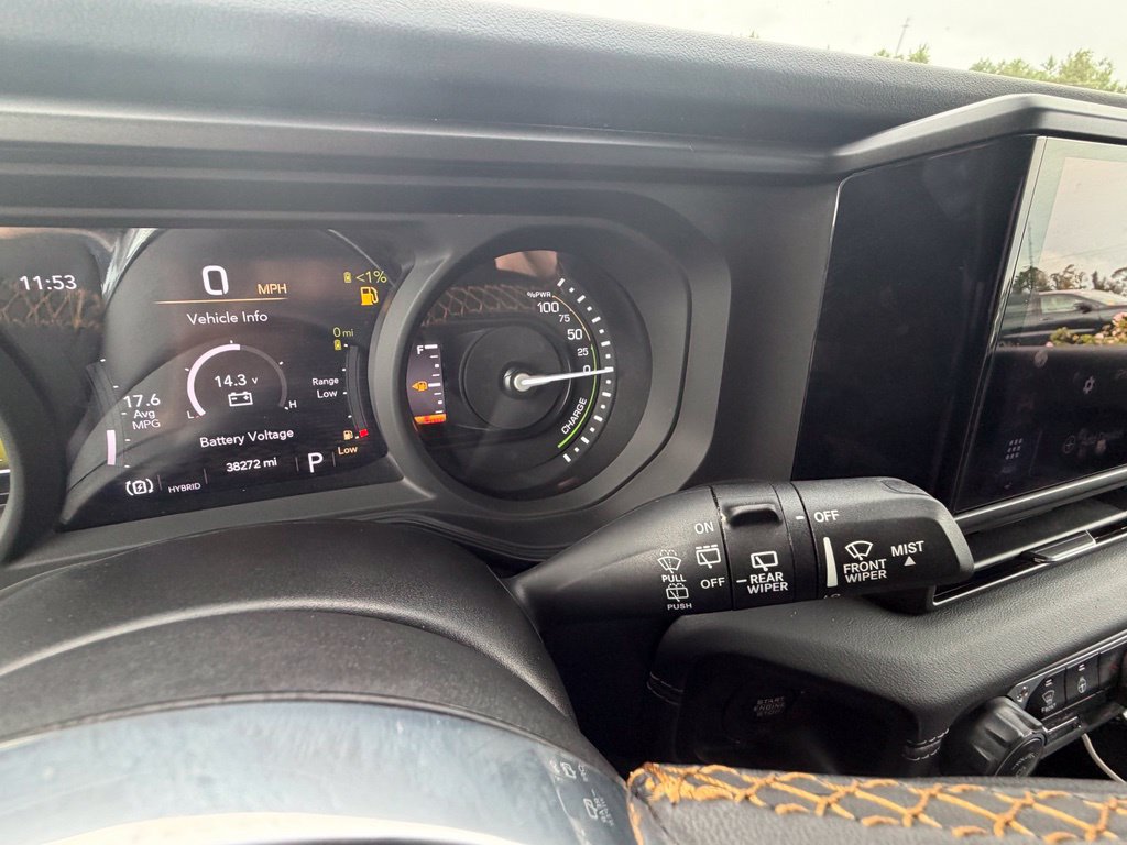 Used 2024 Jeep Wrangler Unlimited Sahara AWD/4WD image 48