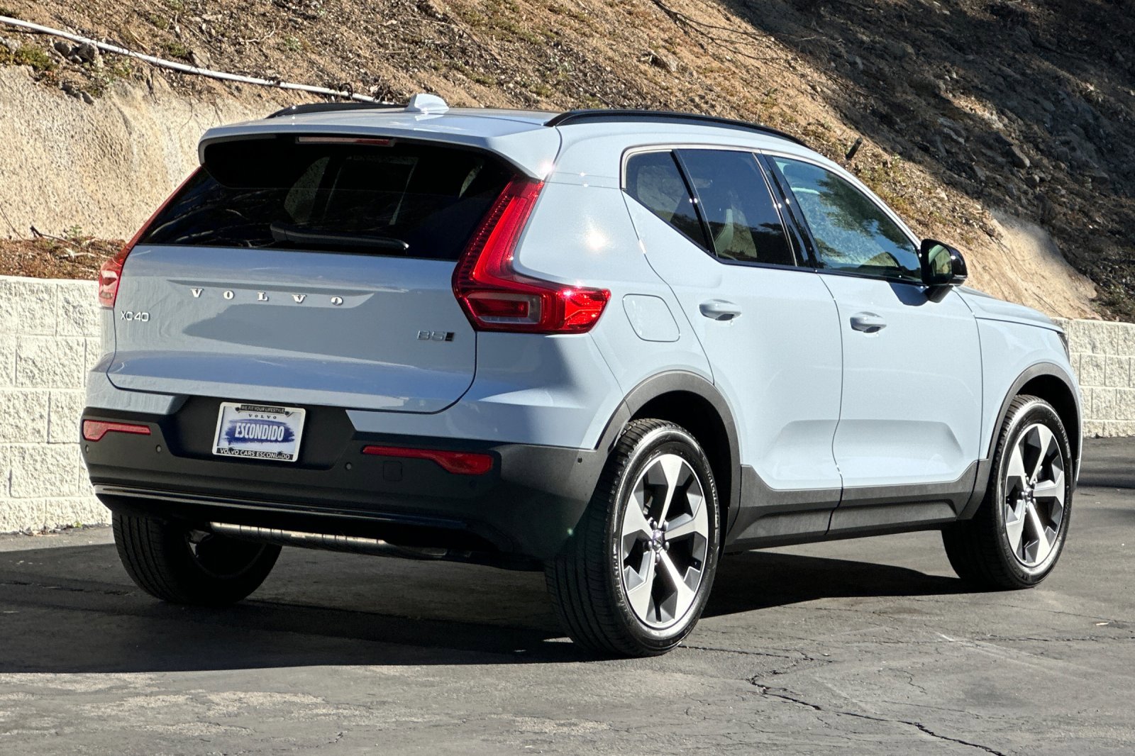 New 2026 Volvo XC40 B5 Plus w/ Protection Package Premier image 5