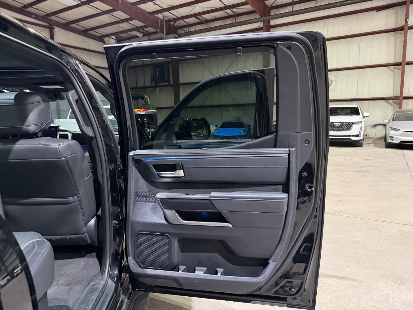 Used 2023 Toyota Tundra Platinum AWD/4WD image 20
