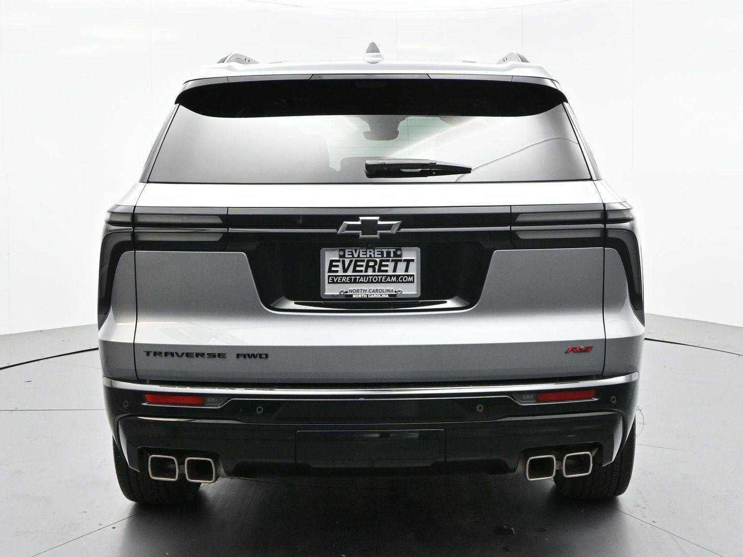 Used 2024 Chevrolet Traverse RS w/ LPO, Floor Liner Package image 6