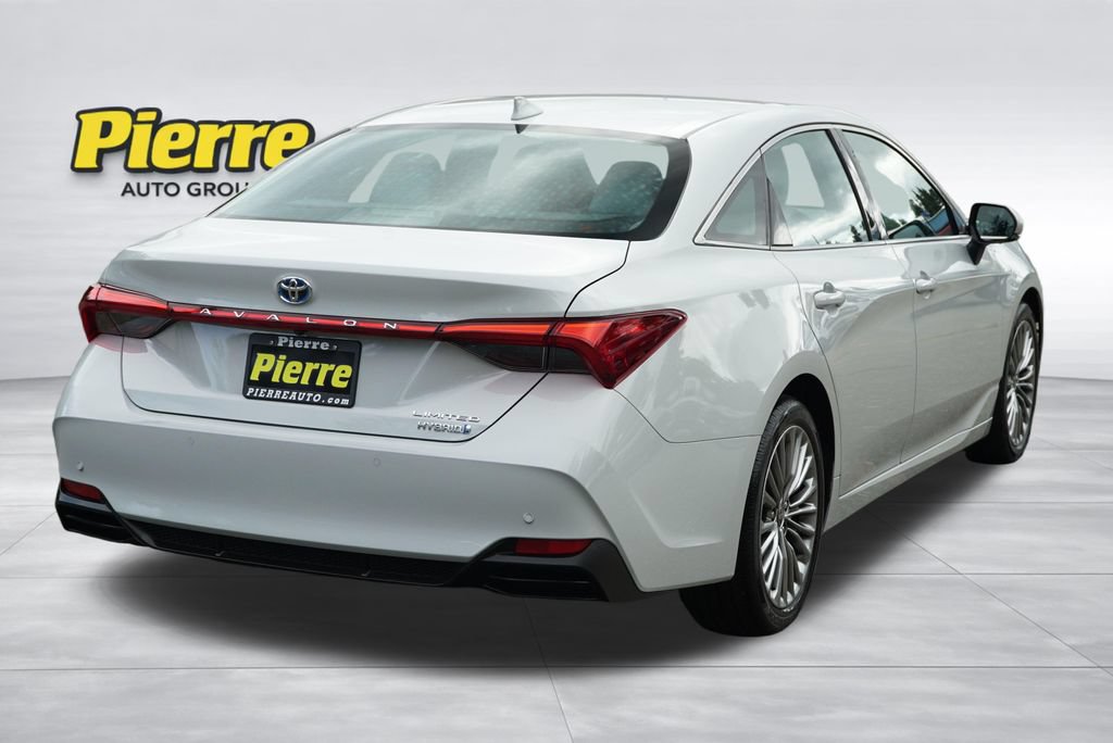 Used 2022 Toyota Avalon Limited w/ Advanced Safety Package FWD image 7